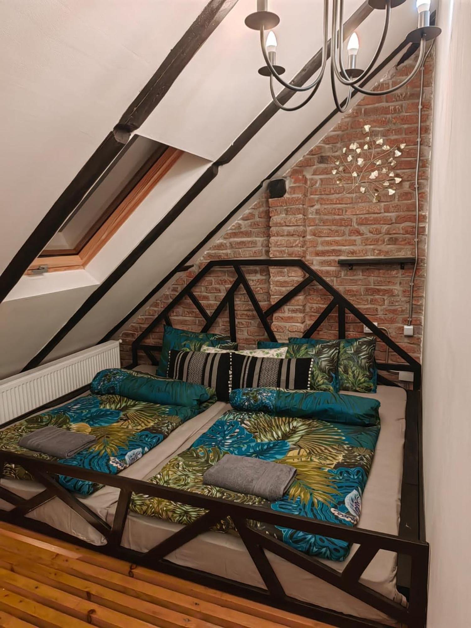 Hotel Casa Anne Boutique à Braşov Extérieur photo